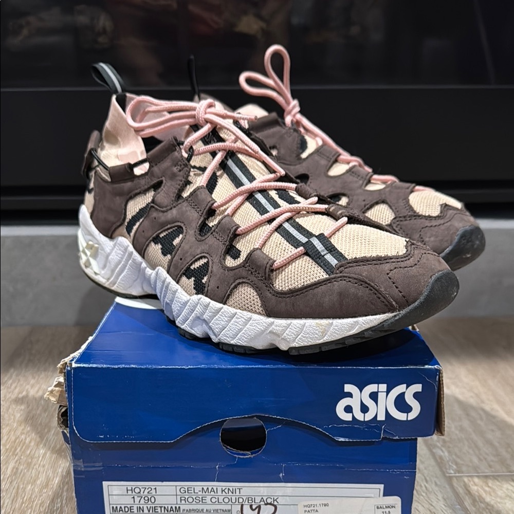 Asics Gel-Mai Knit Sneakers in Brown, Tan, Pink and Black